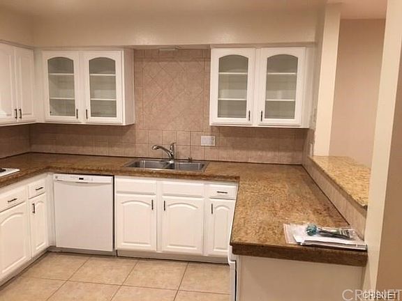 5th image of 18324 Clark St Unit 218