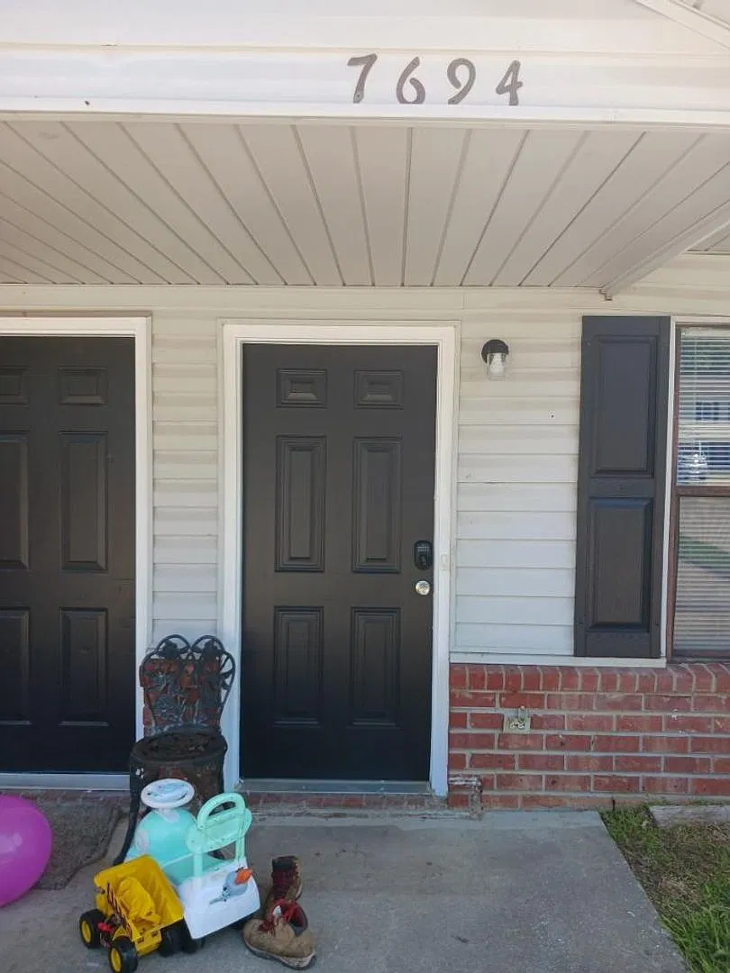 7692 Hunters Ridge LN — Photo 3