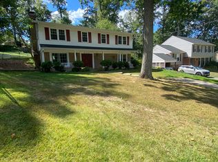 4616 Twinbrook Rd, Fairfax, VA 22032