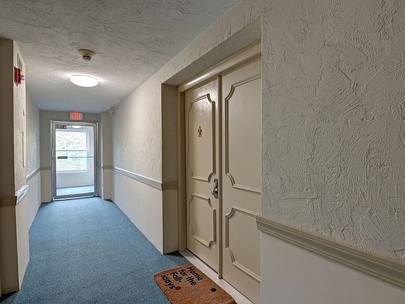 3rd image of 500 Willard St Unit 401