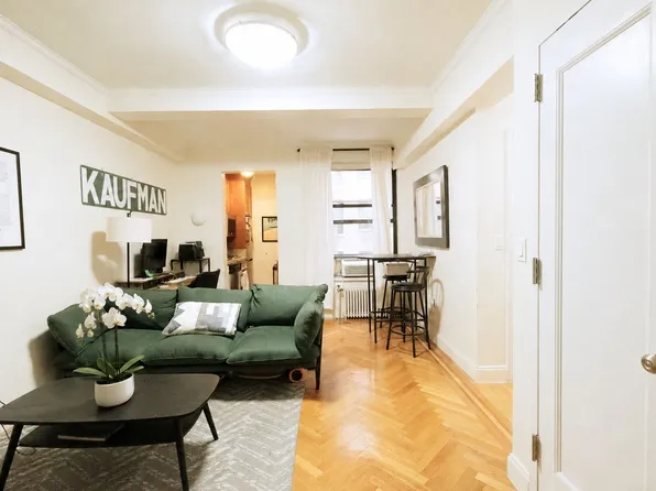 134 West 93rd Street image 1 of 7