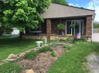 2215 Brighton Rd, Ellwood City, PA 16117