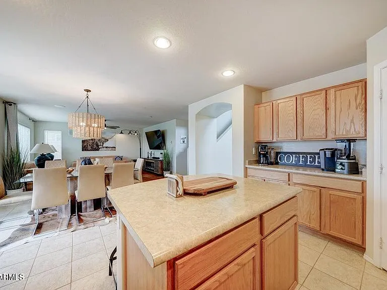 29293 N Yellow Bee Dr — Photo 10