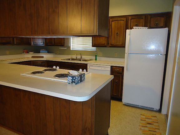 5th image of 311 Baywood Dr