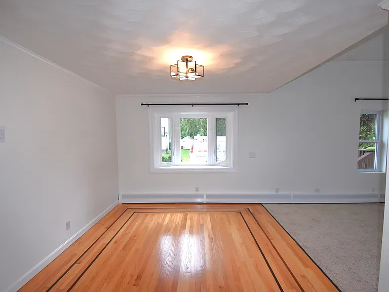 59 Junction St — Photo 8