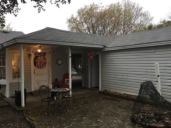 5th image of 909 S Gribble St