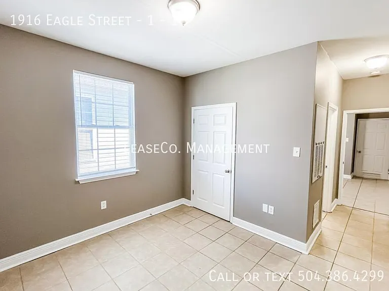 1916 Eagle St — Photo 7
