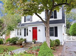 19 Roosevelt St, Norwalk, CT 06851