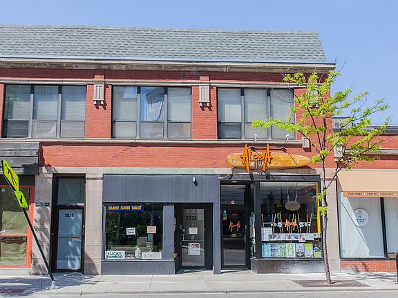 2nd image of 2526-44 N Clark St #201