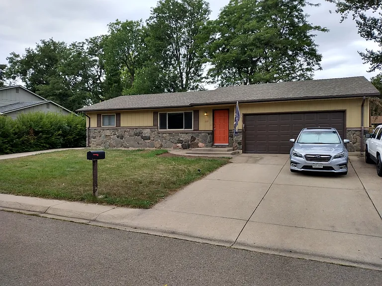1117 Ponderosa Dr — Photo 3