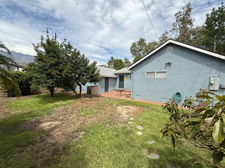 385 Eaton Dr — Photo 28