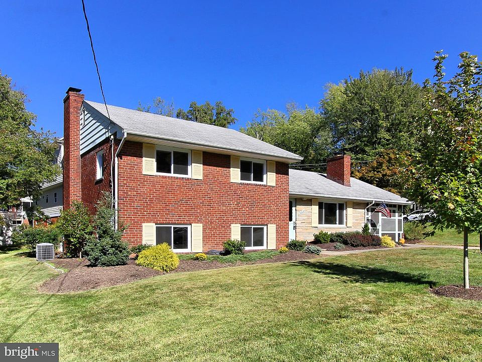 1st image of 6414 Carolyn Dr