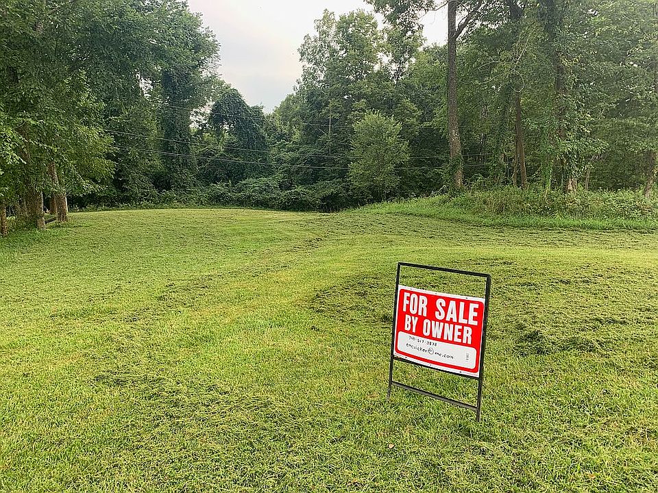 1st image of 5560 Oak Cir