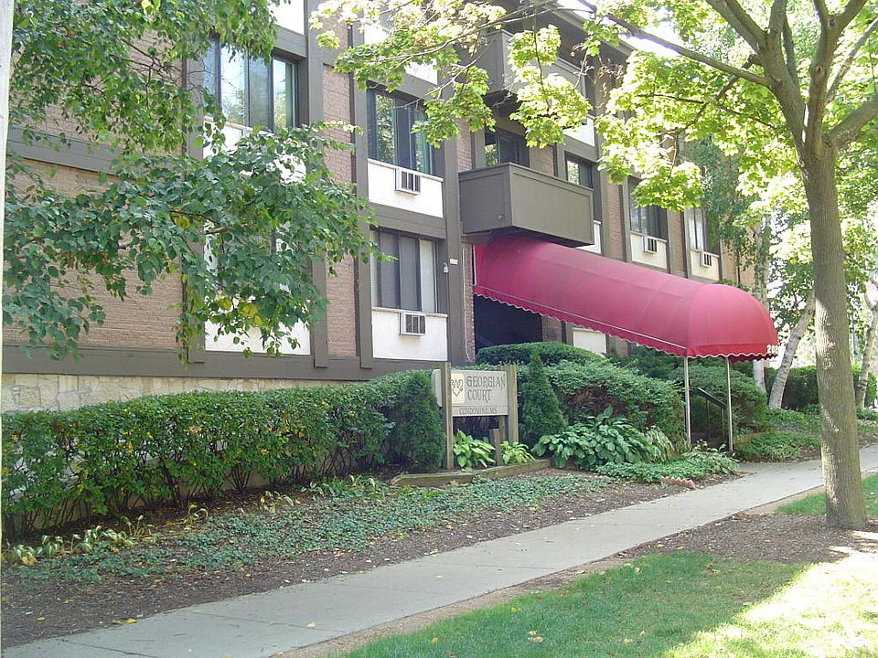 1st image of 2025 E Greenwich Ave Unit 103
