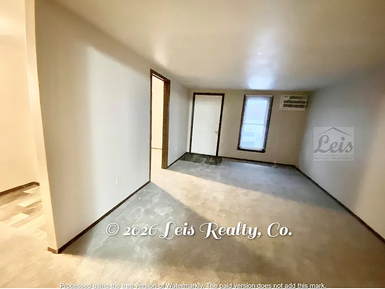 212 N Main St #3B — Photo 3