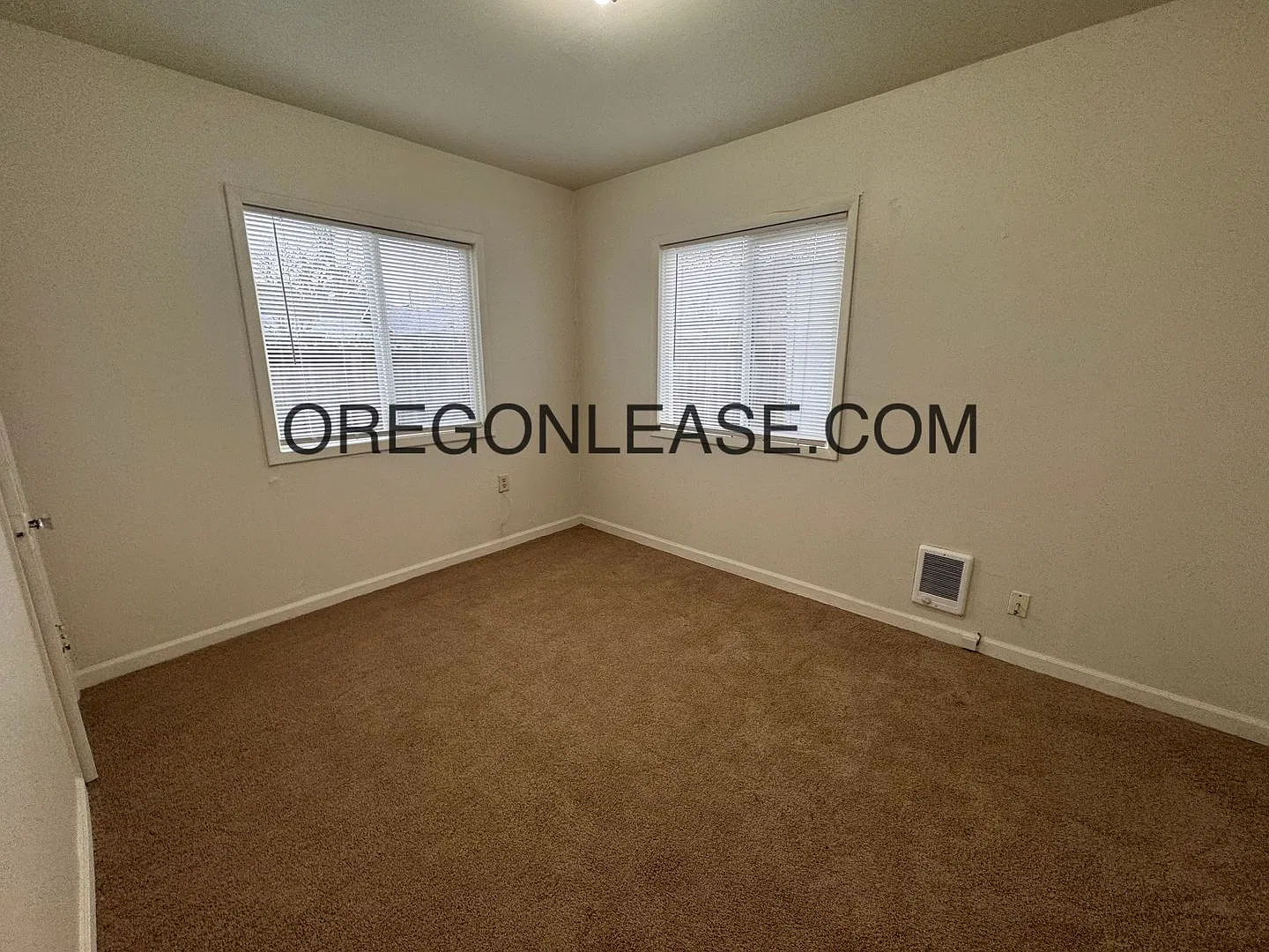 2bedroom 1 bath downtown Eugene Home — Photo 4