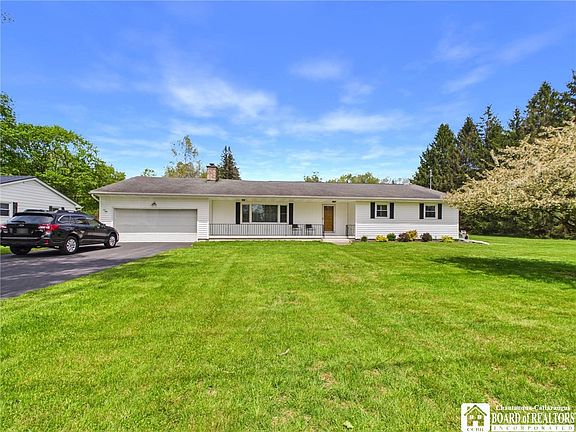 2nd image of 3402 Fortune Dr