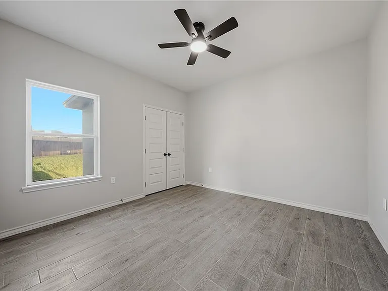 714 Mereet Dr — Photo 20