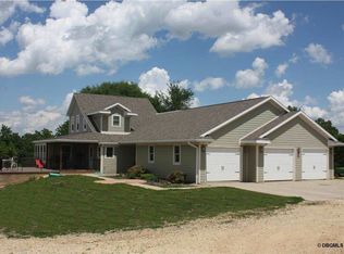 28933 Sieverding Ridge Rd, Bellevue, IA 52031