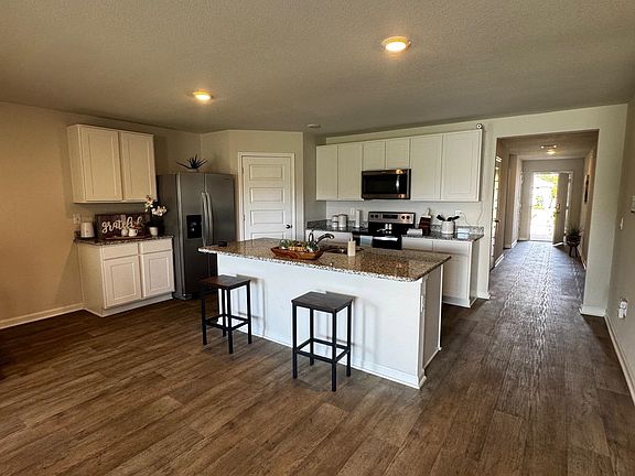 4th image of 3203 Camino Real Loop