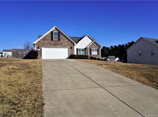 213 Checkmate Ct, Cameron, NC 28326