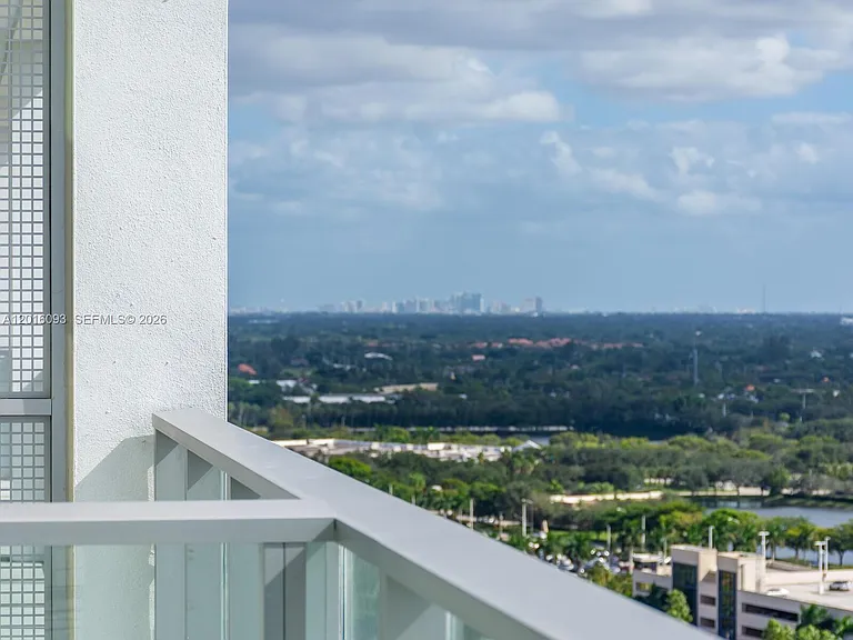 2000 S Metropica Way #2007 — Photo 19