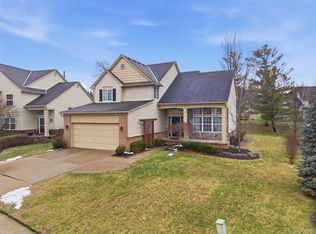 3613 Briarbrooke Ln, Rochester, MI 48306