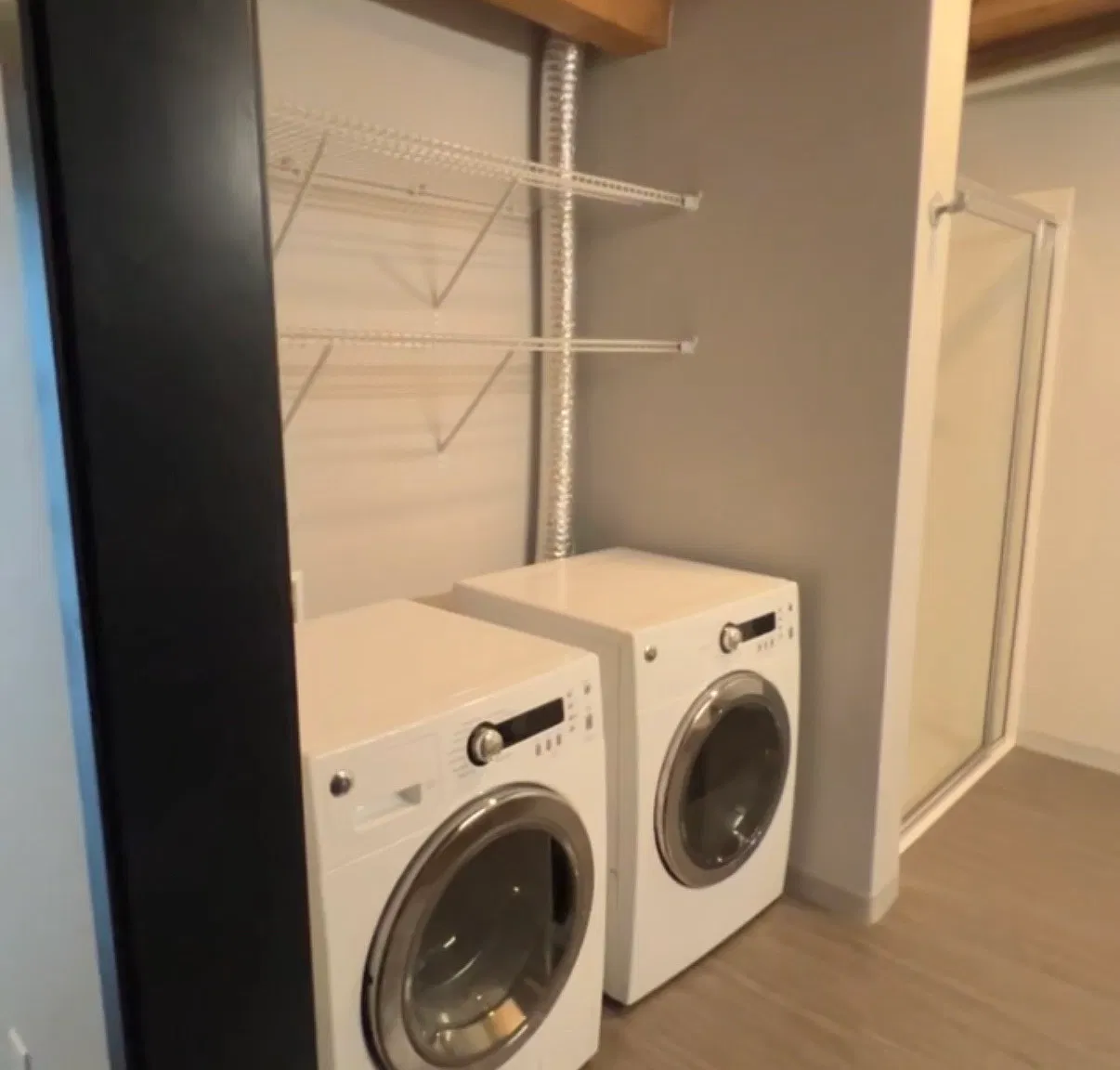 1 bed, 818 sqft, $2,650 — Photo 3