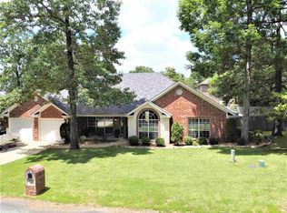 406 Peninsula Dr, Hot Springs, AR 71901