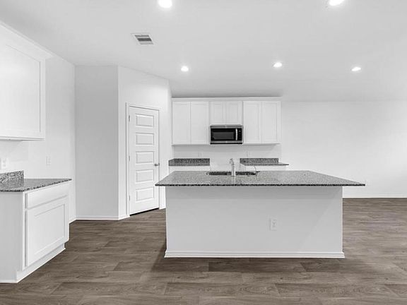 3rd image of 2035 Woodlark Way