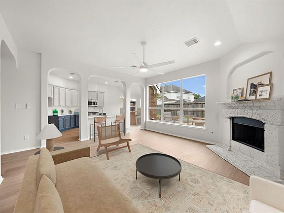 2nd image of 2105 Sugar Hill Drive