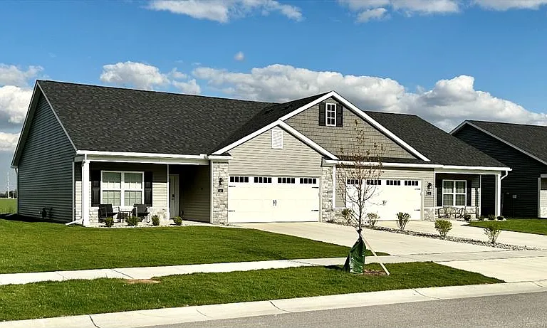 Summerfield Villas — Photo 1