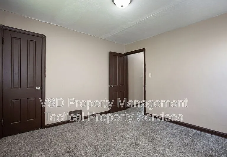 5120 Clement Ave — Photo 13