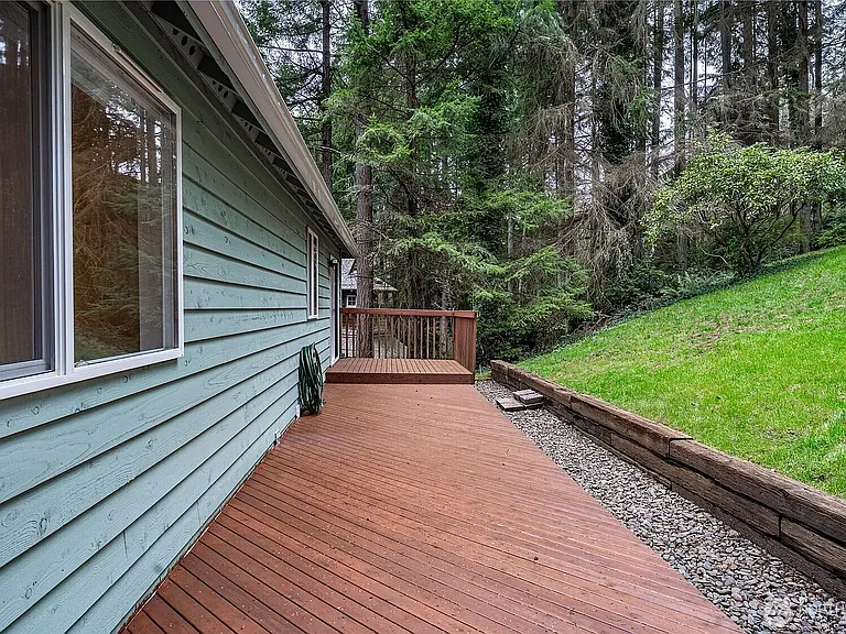 22445 Sunridge Way NE — Photo 15