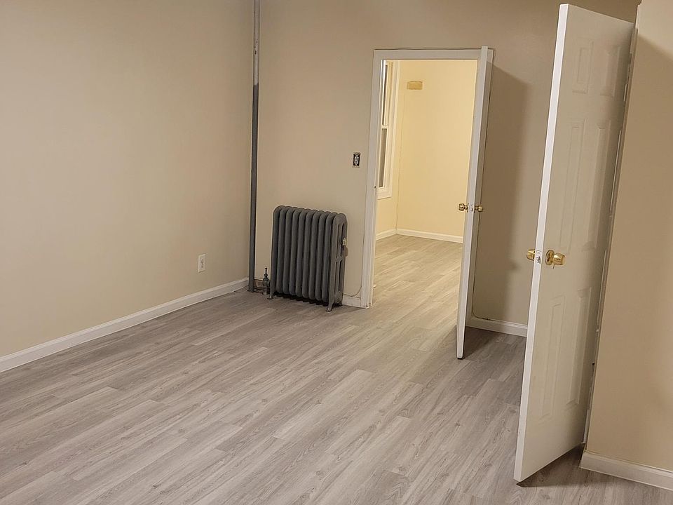 1st image of 2763 Reservoir Ave #2R