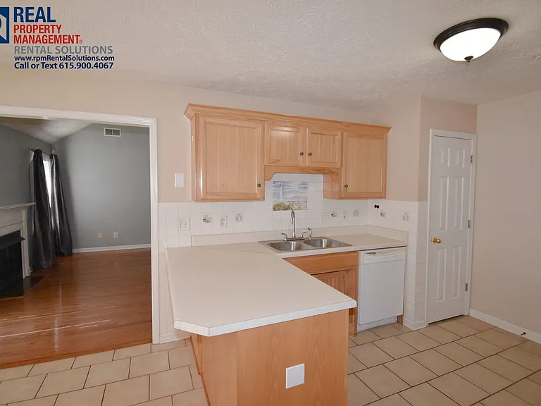 9001 Byler Ct — Photo 10