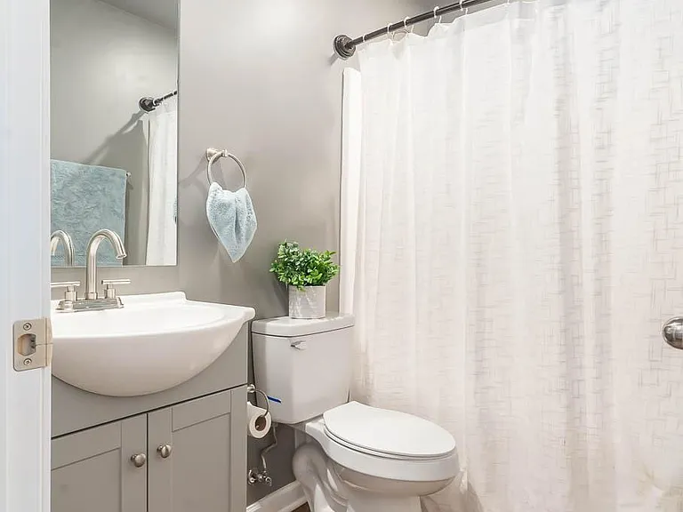 908 Mapleash Ave — Photo 18
