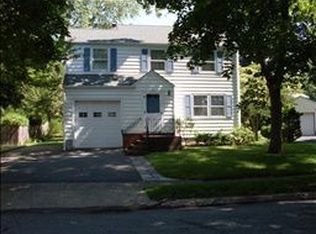 20 Lynwood Rd, Verona, NJ 07044