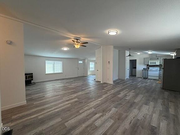 3rd image of 7576 SW Norman Dr