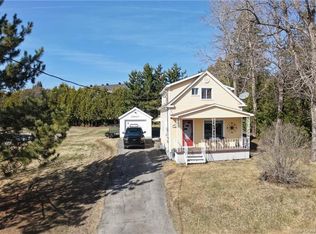 1129 Principale St, Edmundston, NB E7C 1M1