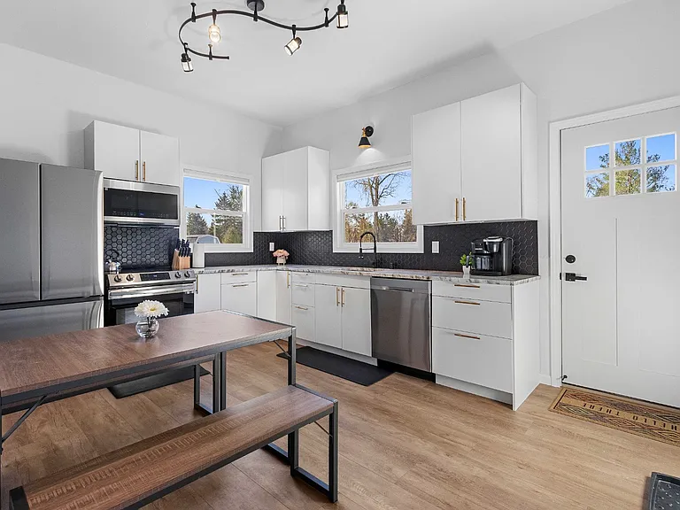 1335 Rhode Island St — Photo 3