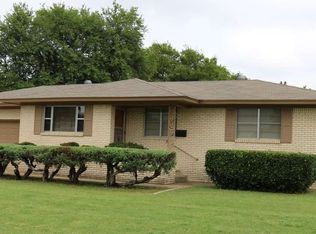 1720 W Tishomingo Ave, Sulphur, OK 73086