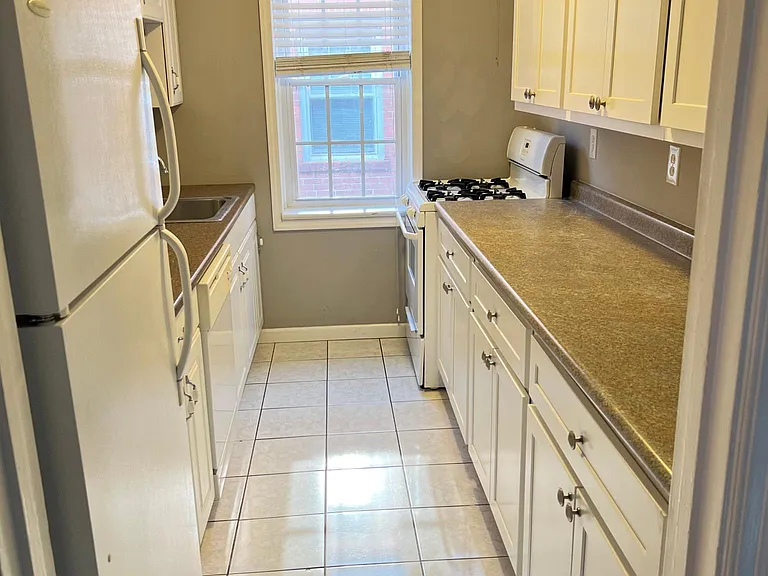 7047 Amherst Ave #1 — Photo 9