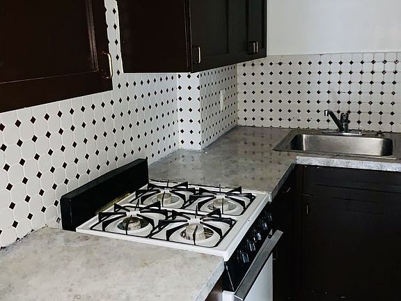 5th image of 207 W 137th St APT 2