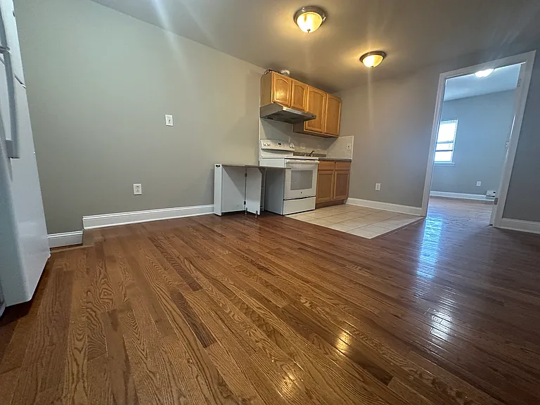 725 Wharton St #3 — Photo 3