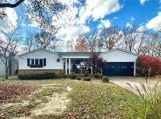 824 Upton Rd, Youngstown, OH 44509