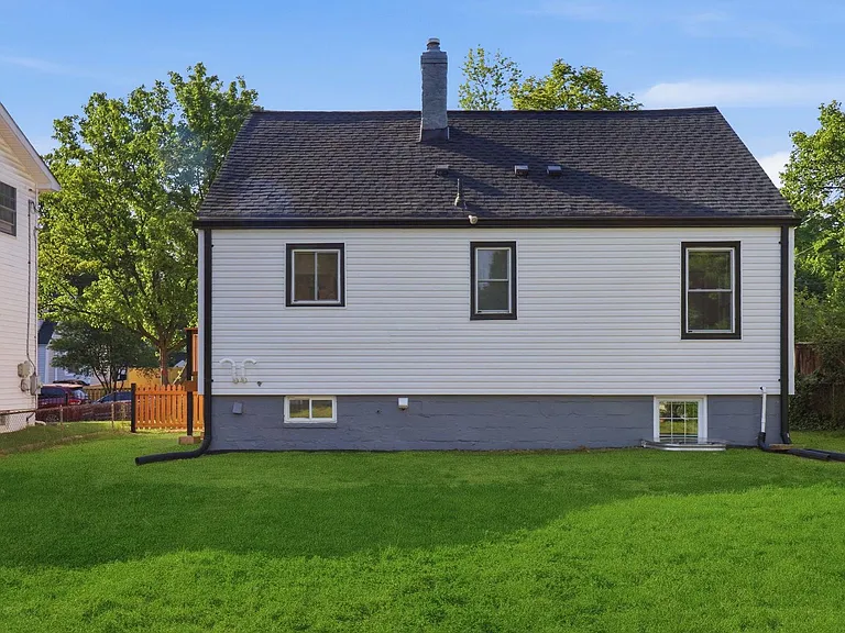 5633 Jamestown Rd — Photo 44