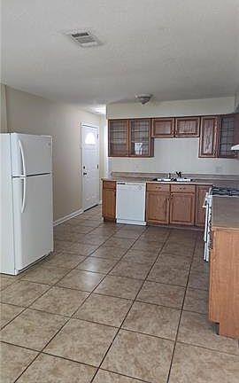 3rd image of 9300 Lincoln Beach Blvd
