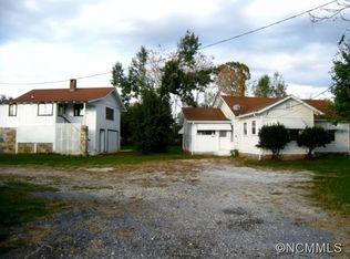 2434 Spartanburg Hwy, East Flat Rock, NC 28726