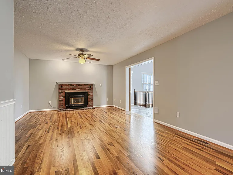 8301 Whitebark Ct — Photo 16